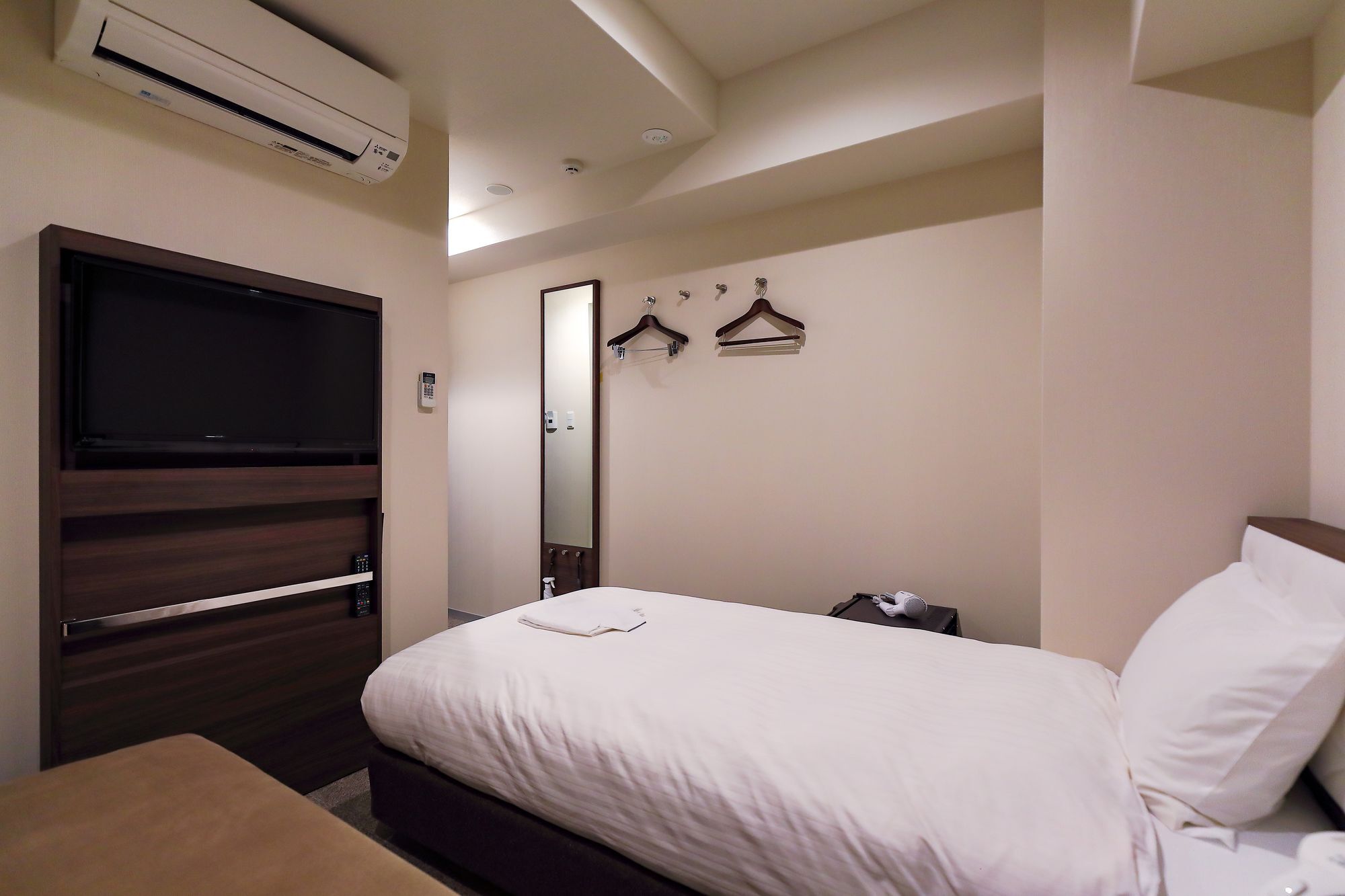Welina Hotel Dotonbori Osaka Exteriör bild